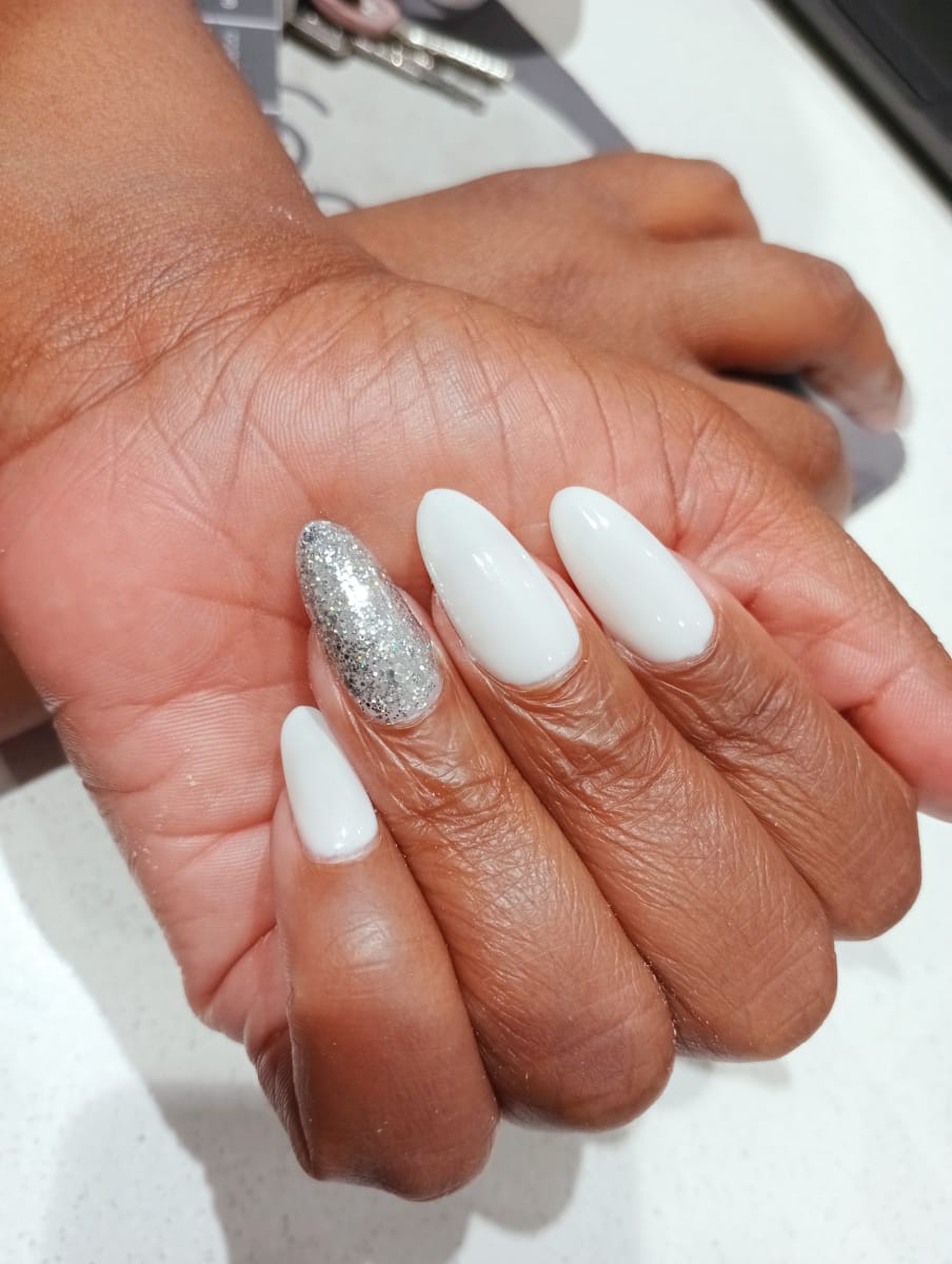 Acrylic tip nails by Beauty by BM